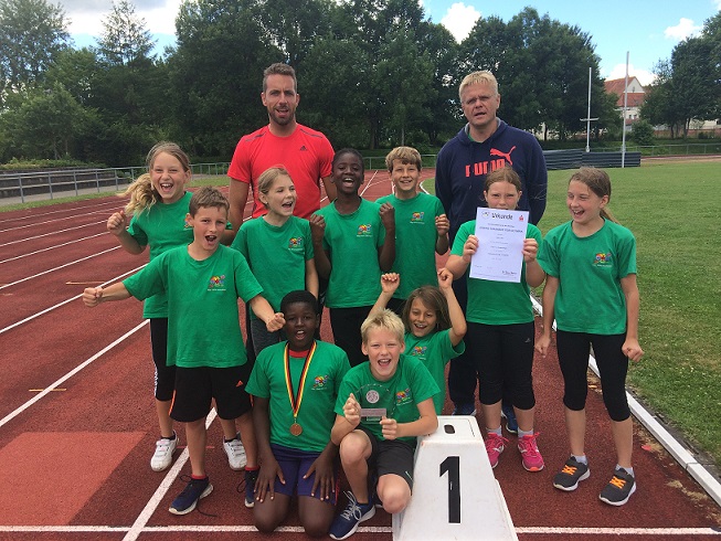 Kreismeisterschaft-Leichtathleitik-Mannschaft_2.jpg